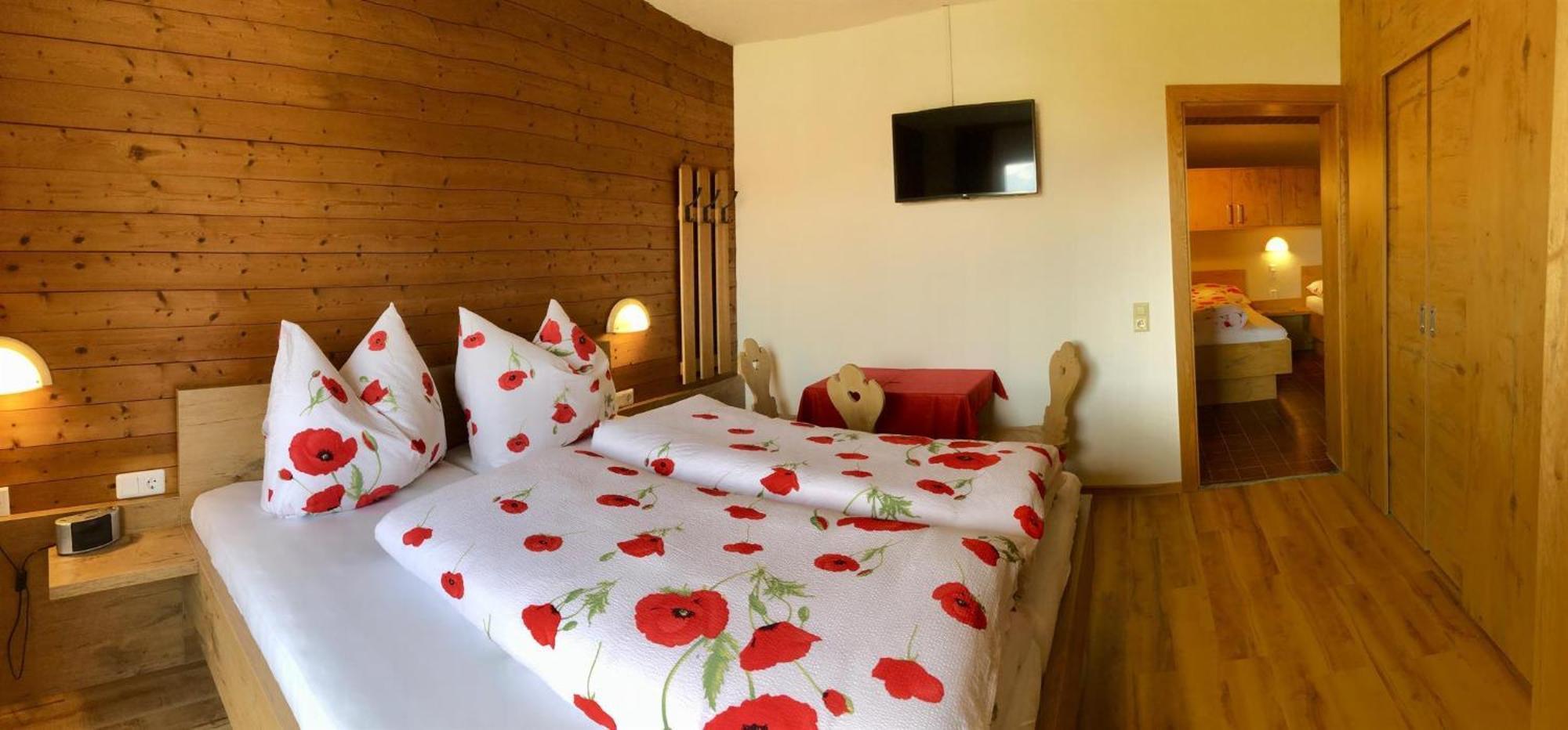 Pension Heidelberg - Fam Fuchs Хопфгартен-им-Бриксенталь Номер фото